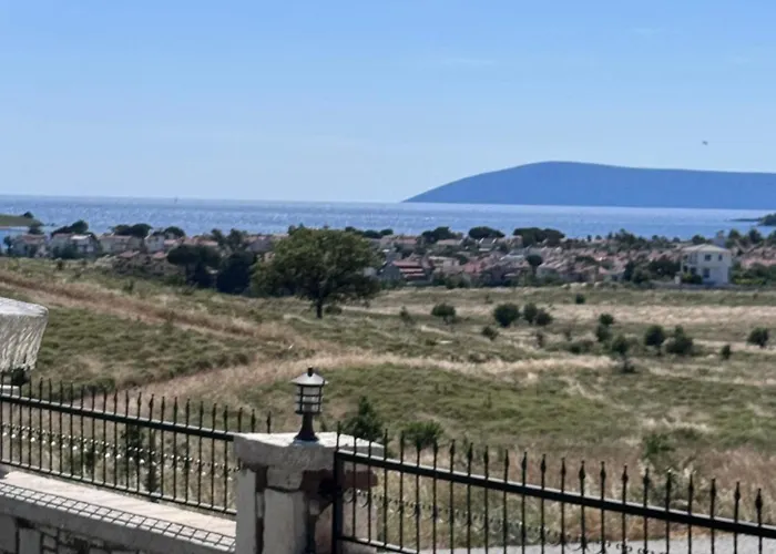 Vila Kataraktis *